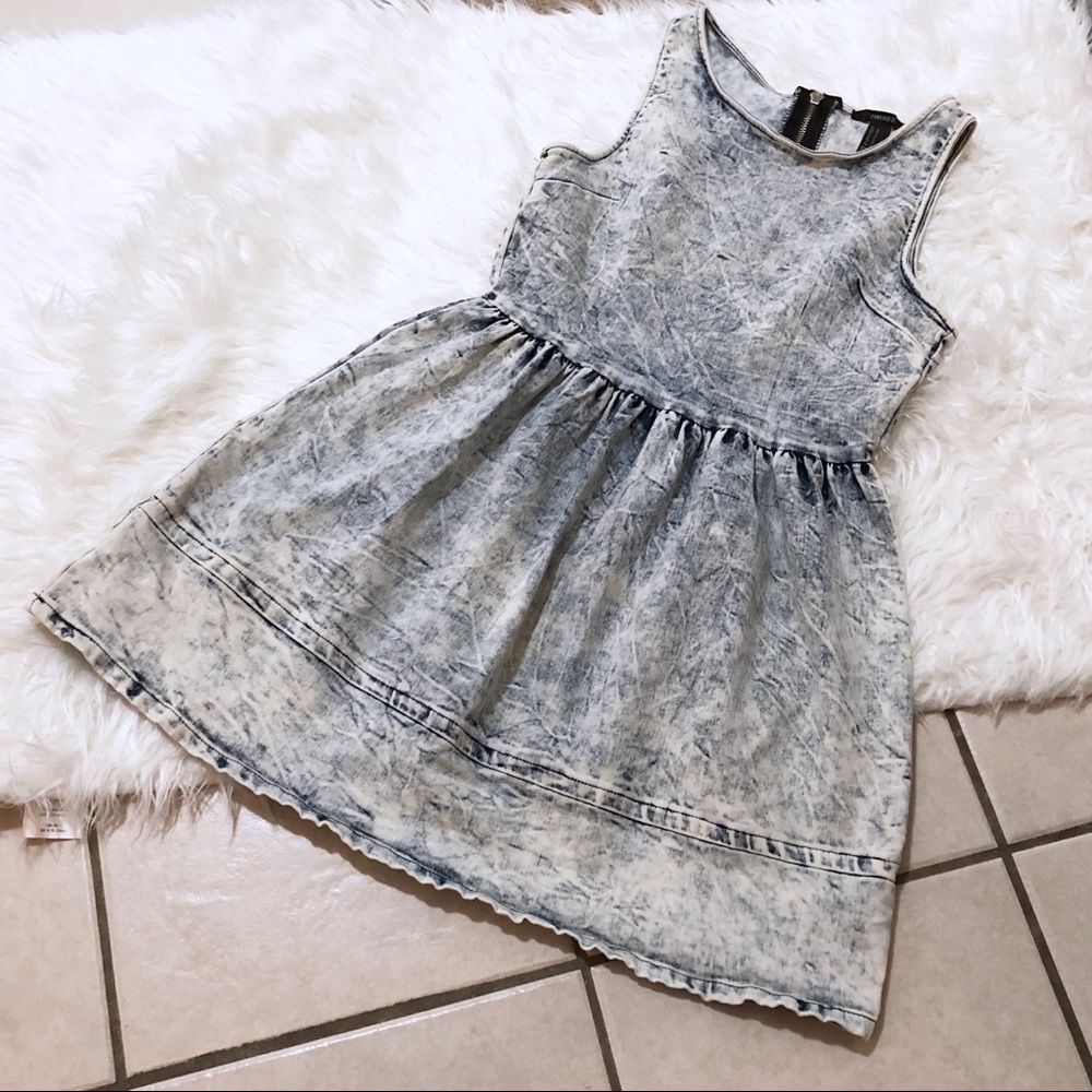 Forever 21 Acid Wash Denim Dress Size Medium